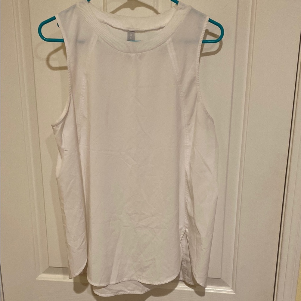 Athleta White Sleeveless Muscle Tee Relaxed Fit M
